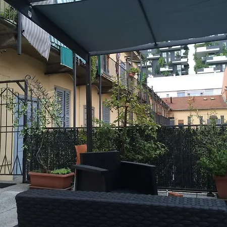Kibilu - Via Confalonieri - Stazione Garibaldi - Zona Isola Milan Room photo